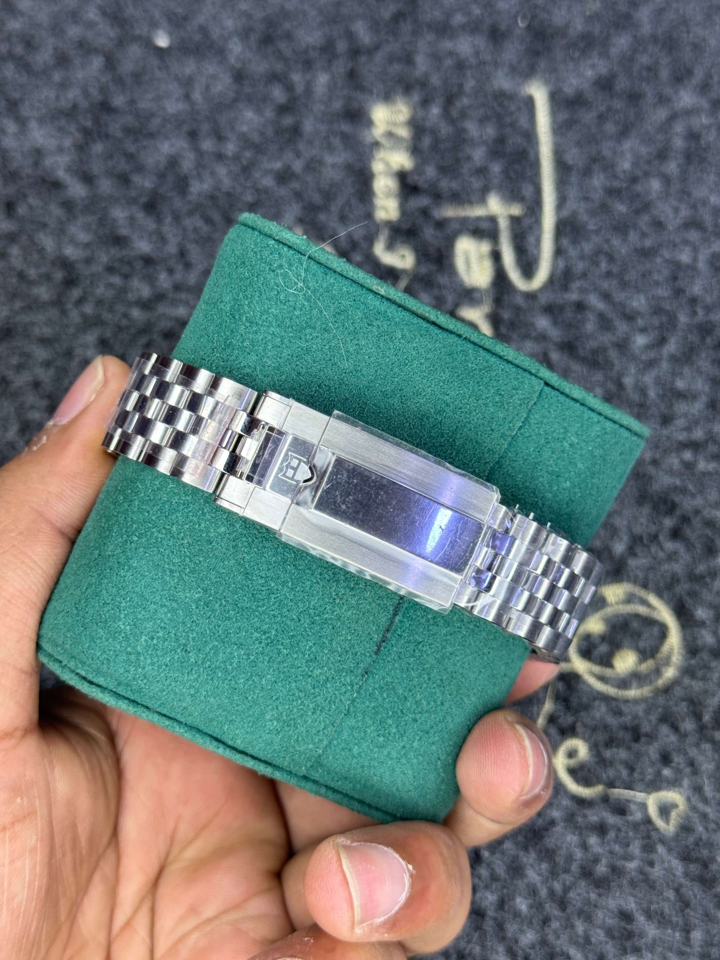Tudor Black Bay Burgundy *Top*
