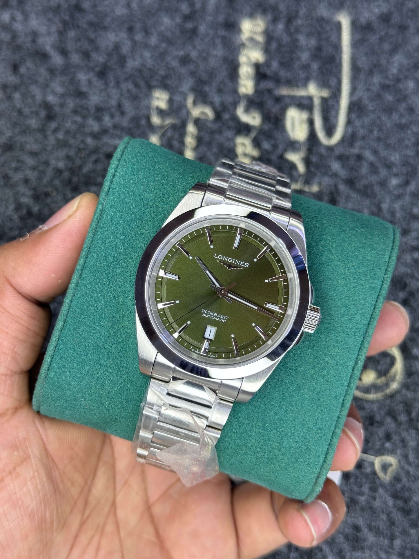 Longines Conquest - Top