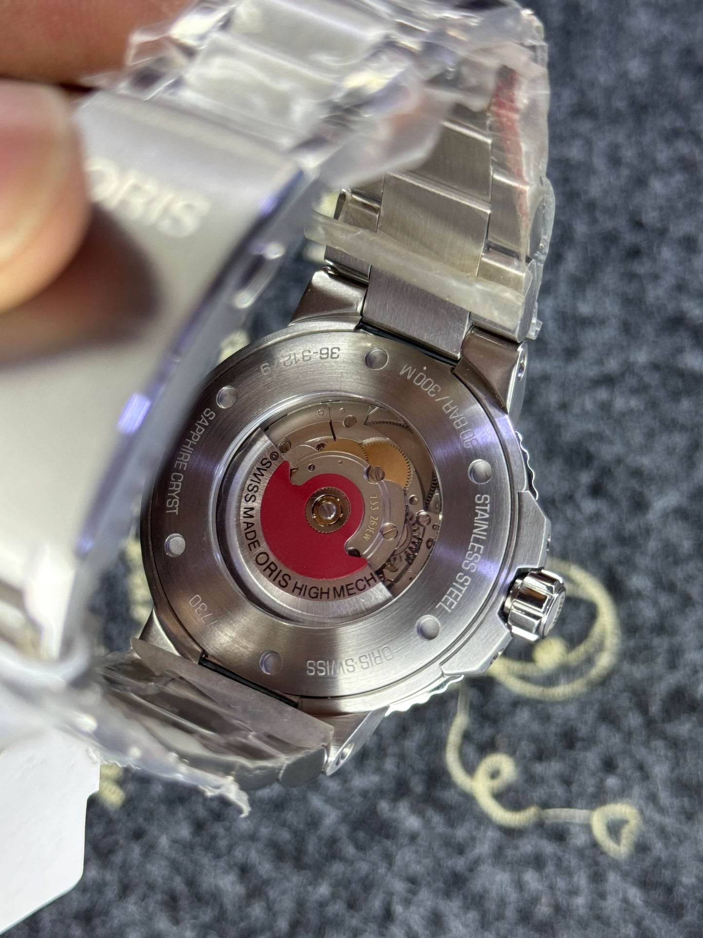 Oris Aquis Brown Dial - Top