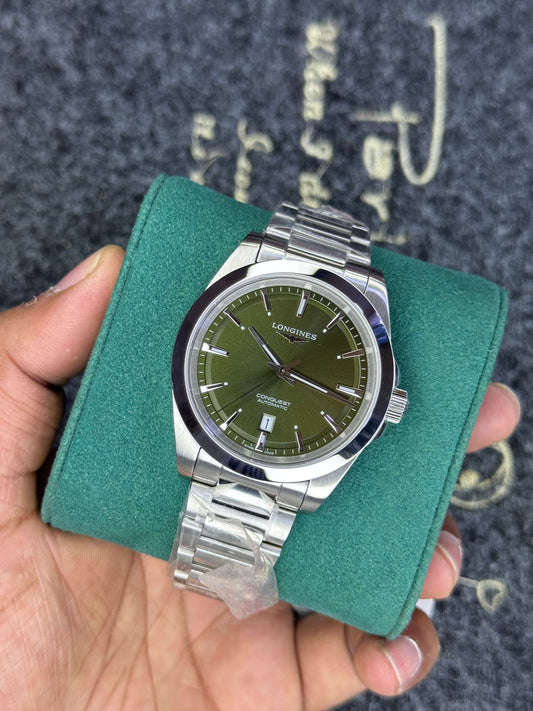 Longines Conquest - Top